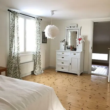 Villa Soda - Granny's House, 24 H Check In *